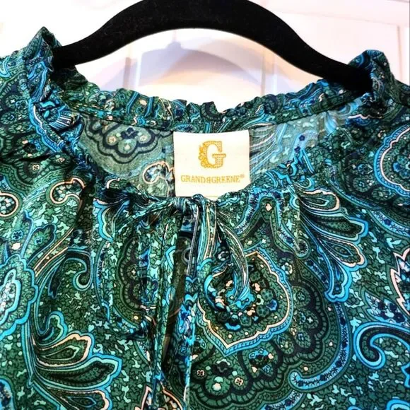 NWT GRAND & GREENE, LARGE, PAISLEY TIE NECK WITH TASSELS TRUMPET SLEEVE TOP - Picture 3 of 11